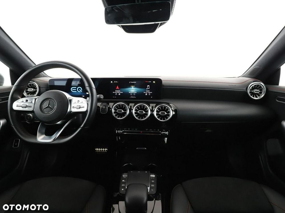 Mercedes-Benz CLA 250 e PHEV AMG Line 8G-DCT - 16