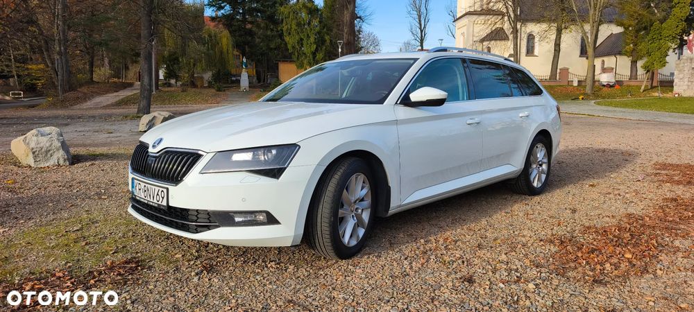 Skoda Superb 2.0 TDI Style DSG - 5