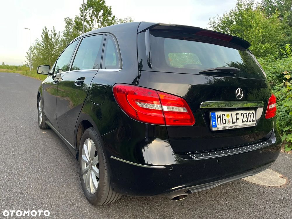 Mercedes-Benz Klasa B 200 7G-DCT Style - 12