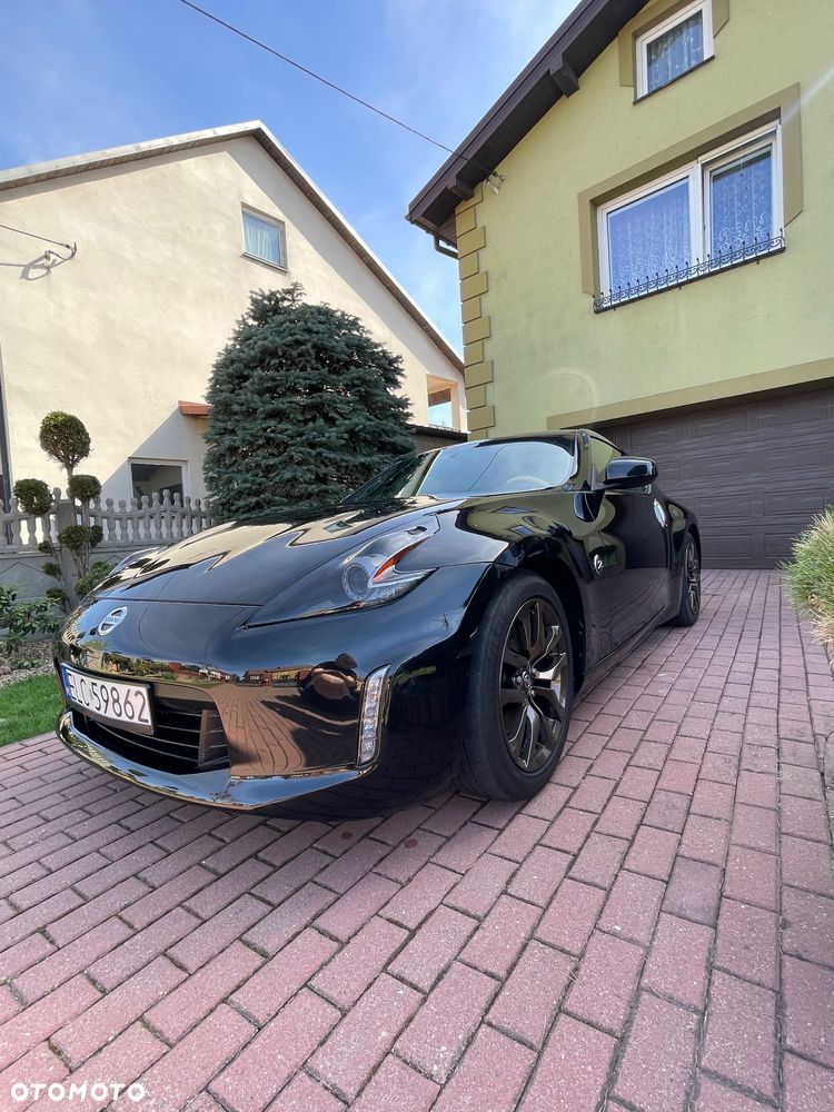Nissan 370 Z Black Edition - 9