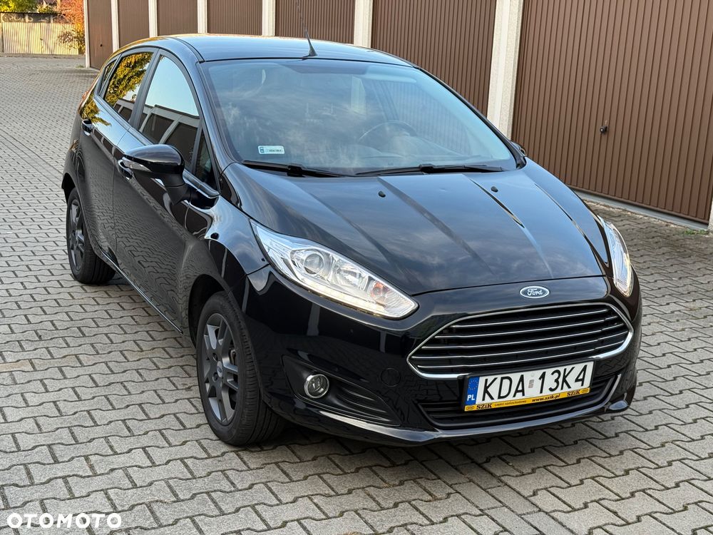Ford Fiesta - 25