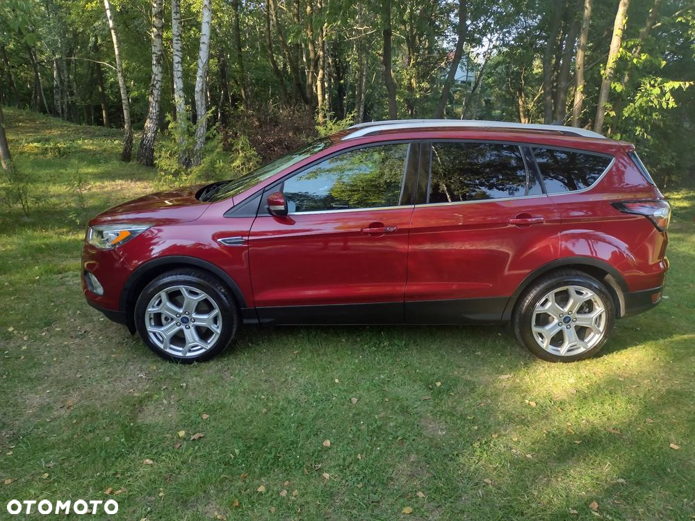 Ford Escape 2.0 EcoBoost AWD Titanium - 2
