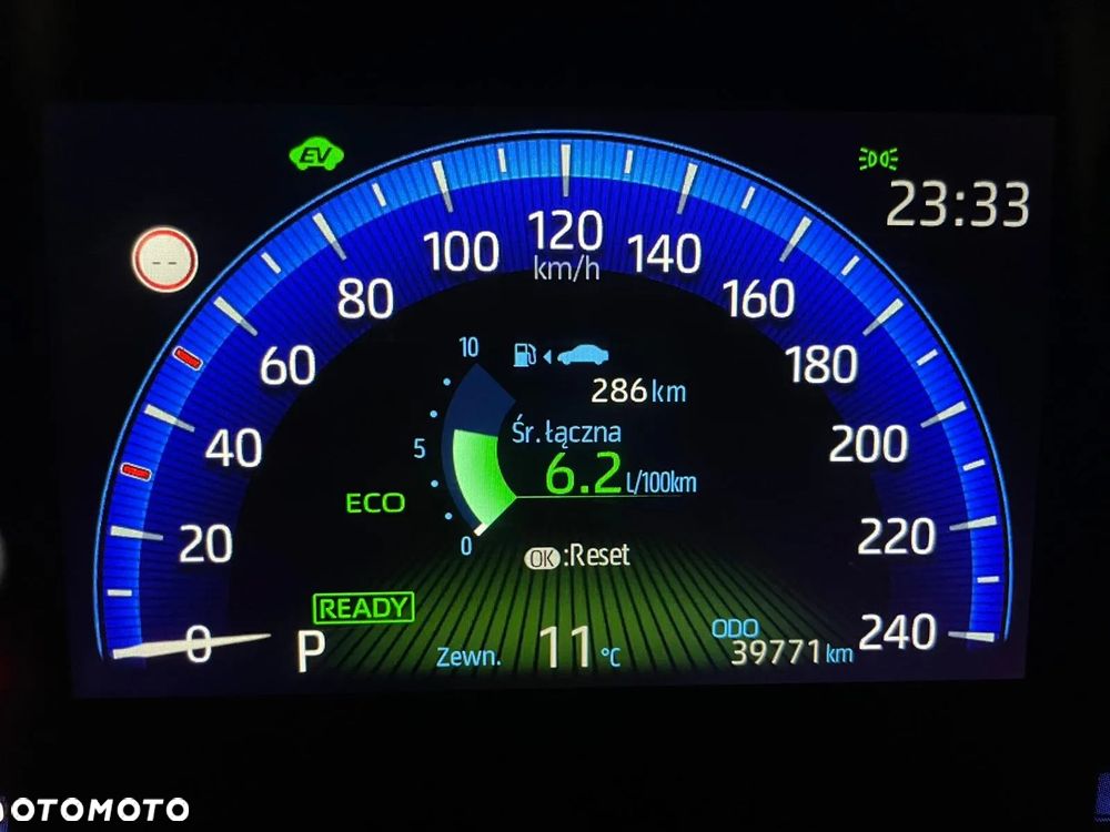 Toyota Corolla 1.8 Hybrid Selection - 25