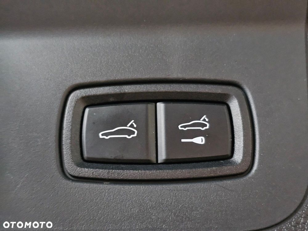 Porsche Panamera - 23