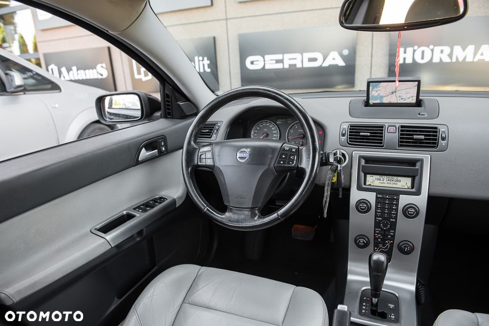 Volvo V50 T5 Kinetic - 25