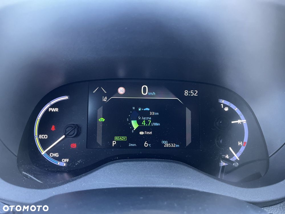 Toyota Yaris Cross Hybrid 1.5 Comfort 4x4 - 17