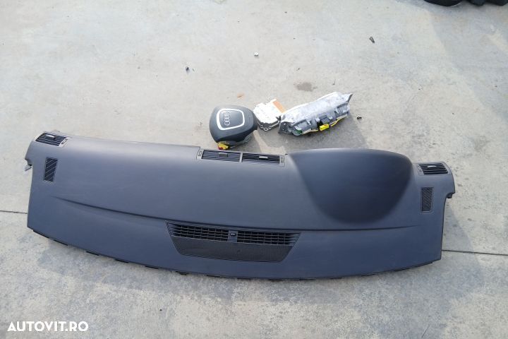 Kit airbag cu plansa de bord 8E0857705F 8E0857706F E81880204C 8E09596 - 2