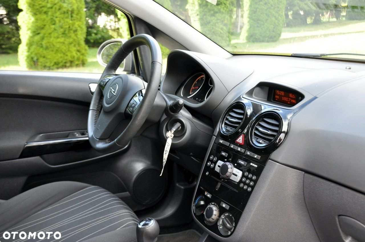 Opel Corsa - 19