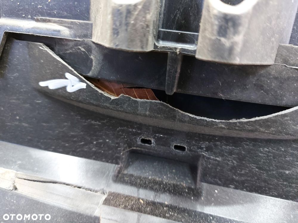 TESLA MODEL Y 2022r CHŁODNICE PAS PRZEDNI WZMOCNIENIE 1660012-00-B - 4