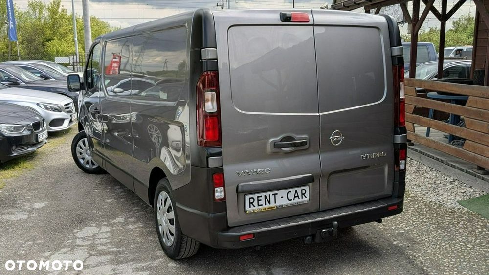 Opel Vivaro - 8