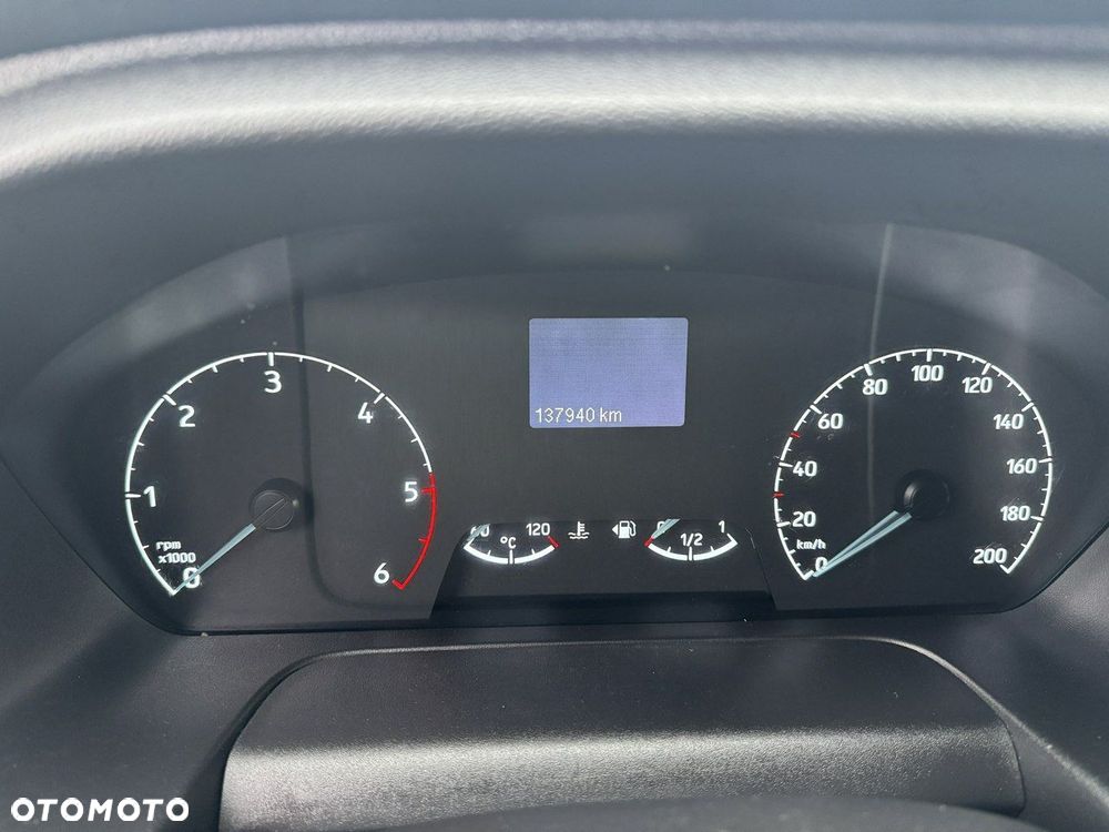 Ford Transit Custom - 13