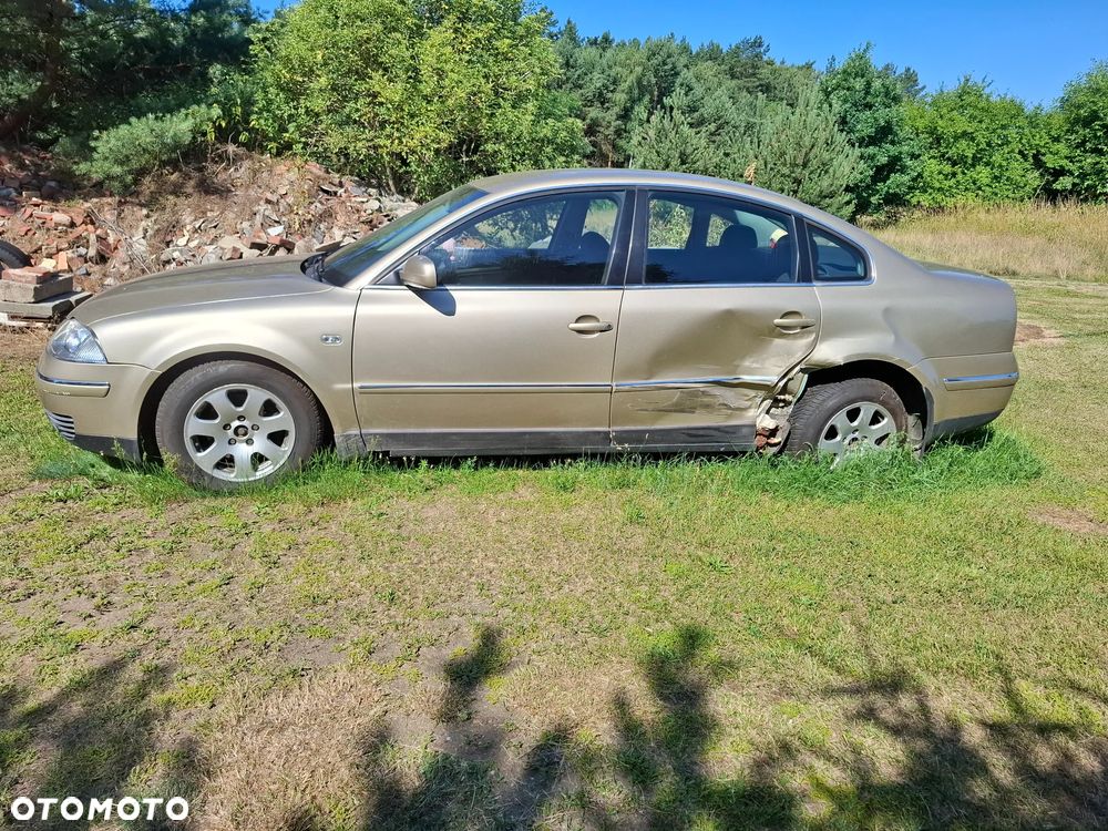 Volkswagen Passat 1.9 TDI Basis - 7