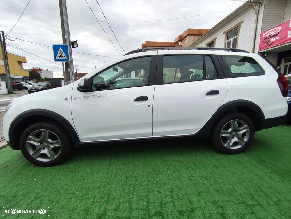 Dacia Logan MCV 0.9 TCe Stepway - 4