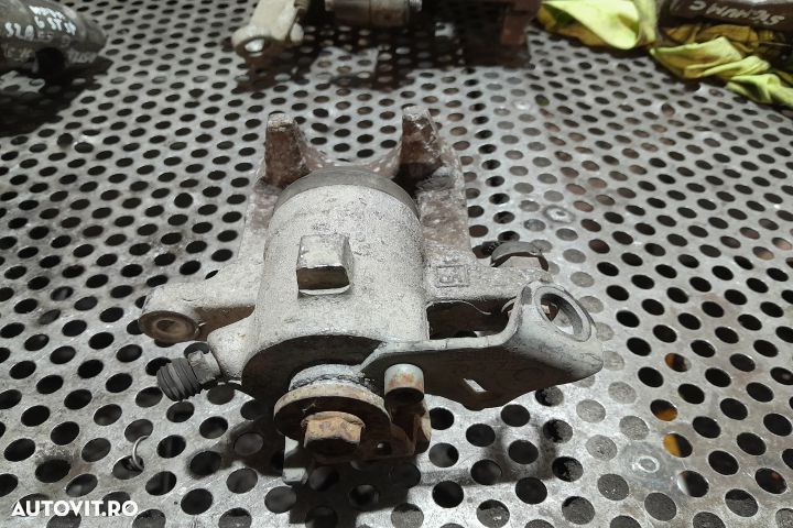 Etrier spate stanga Seat Leon 3 5F [2012 - 2016] Hatchback 5 usi 1.4 - 4