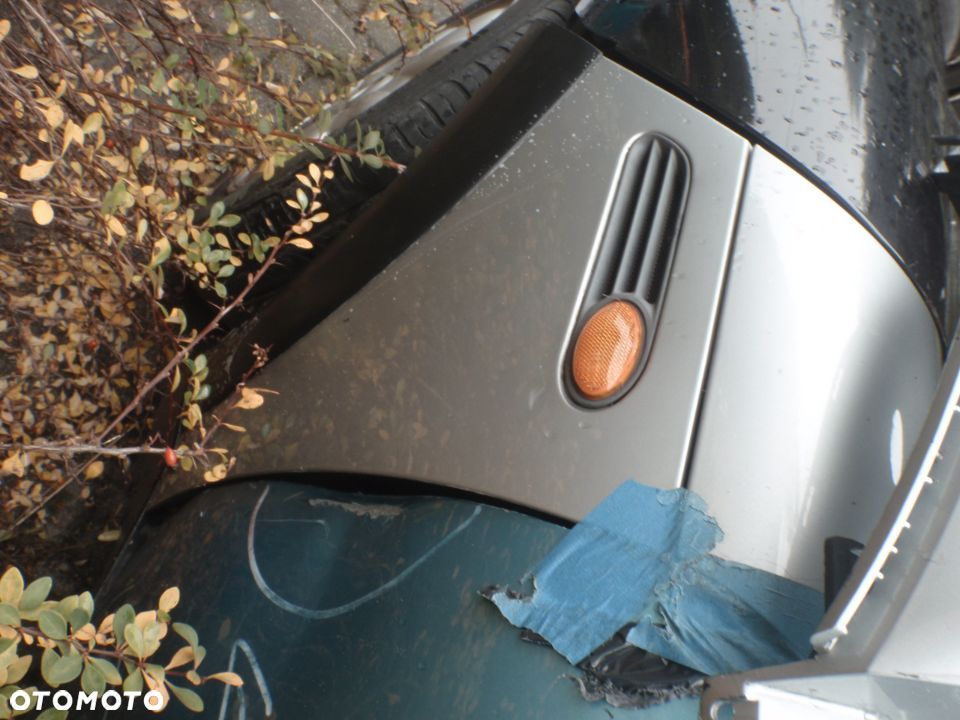 listwa nakładka zderzaka błotnika ramka kierunkowskaz kierunek z błotnika mini cooper r50 r51 r52 r53 posiadam wszystkie części - 8