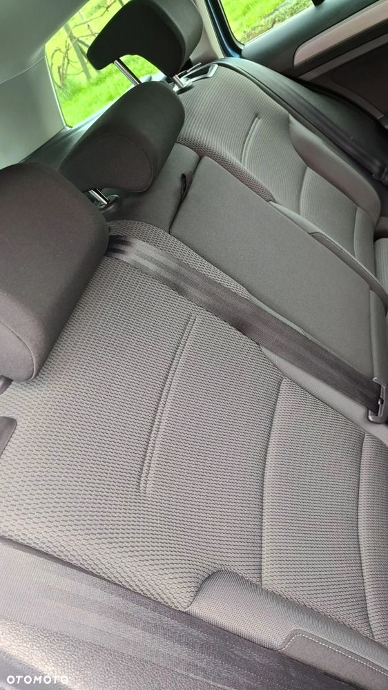 Volkswagen Golf 1.6 TDI BMT Comfortline - 27