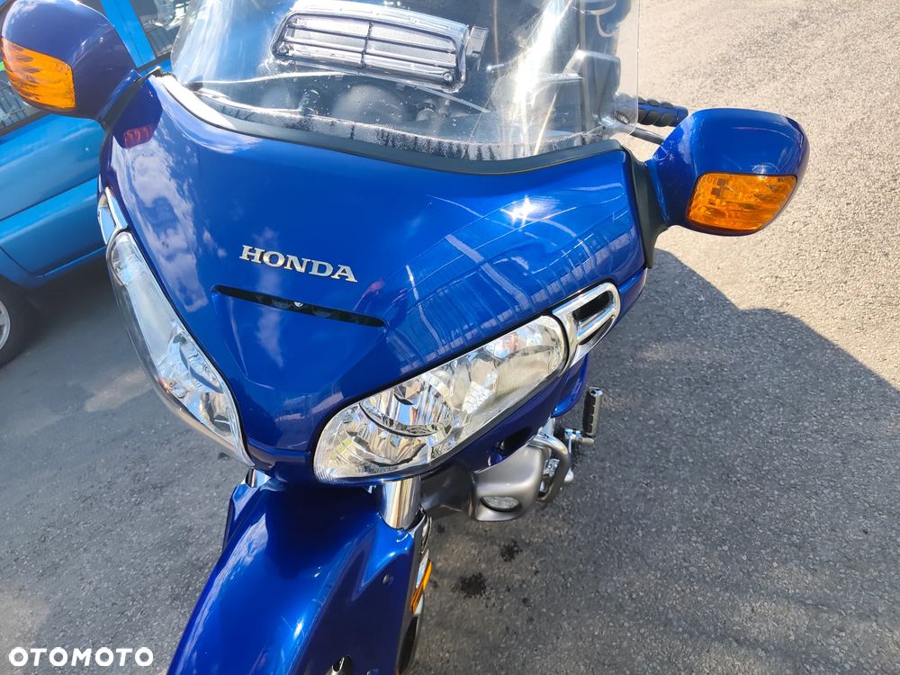 Honda GL - 38