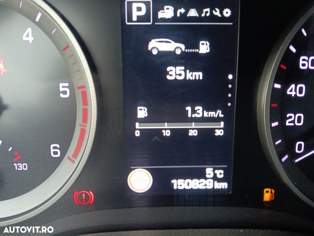 Hyundai Tucson blue 1.7 CRDi 2WD DCT Style - 30