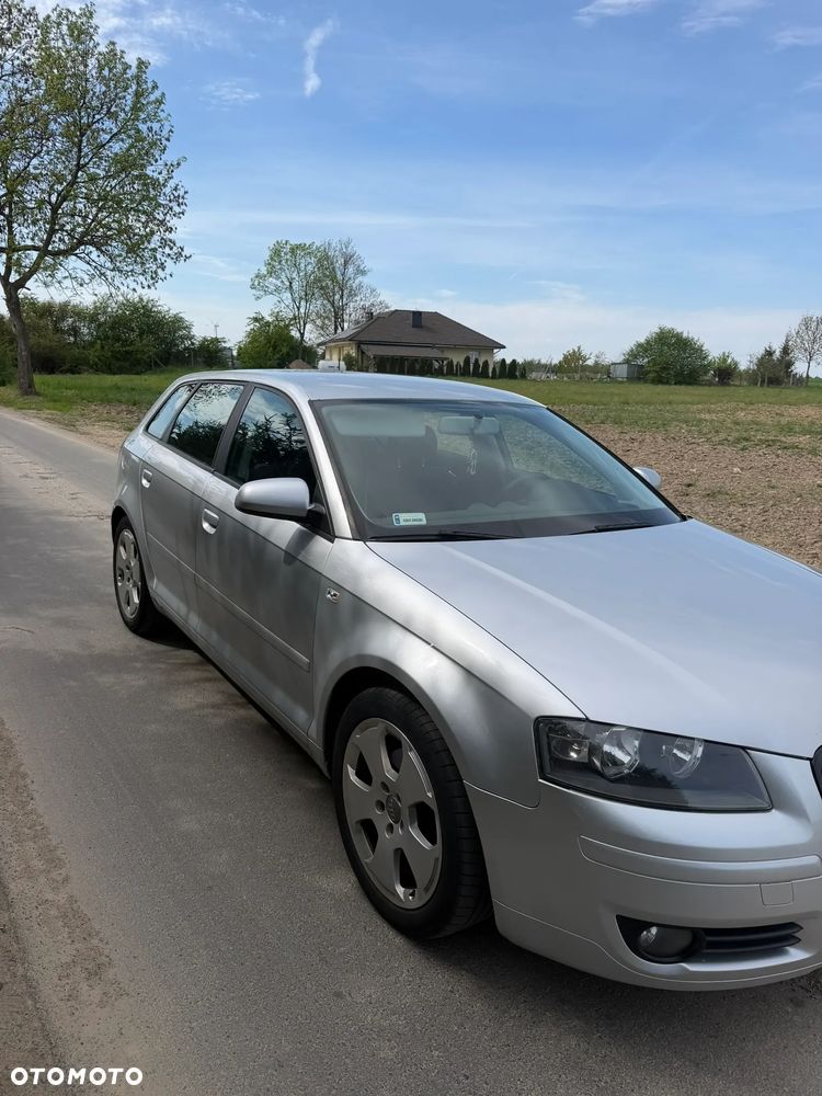 Audi A3 Sportback 2.0 TDI DPF Ambiente - 4