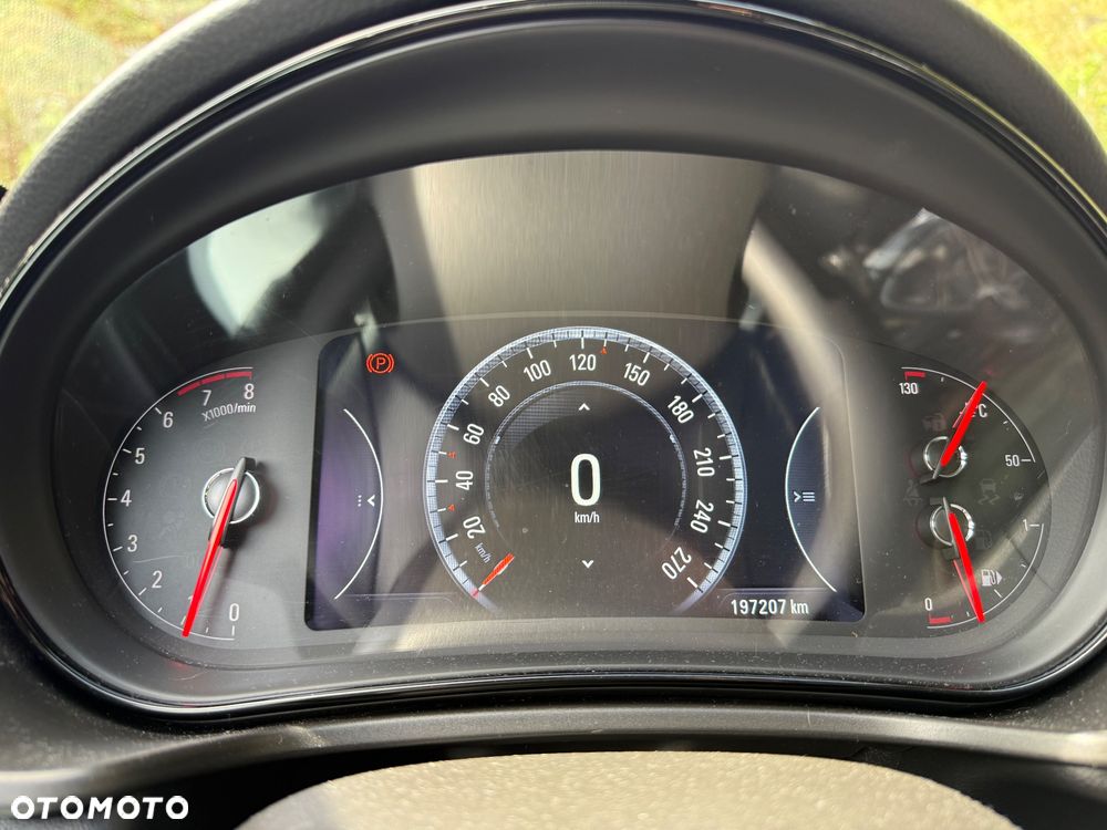 Opel Insignia 2.0 T Cosmo 4x4 S&S - 19
