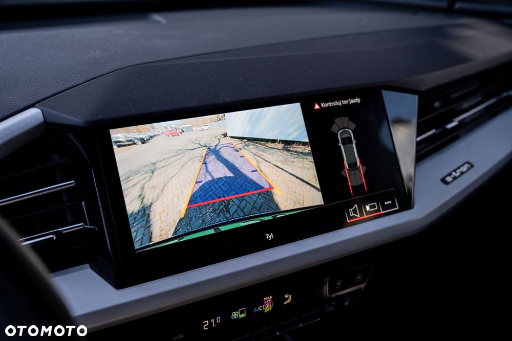 Audi Q4 Sportback e-tron - 9