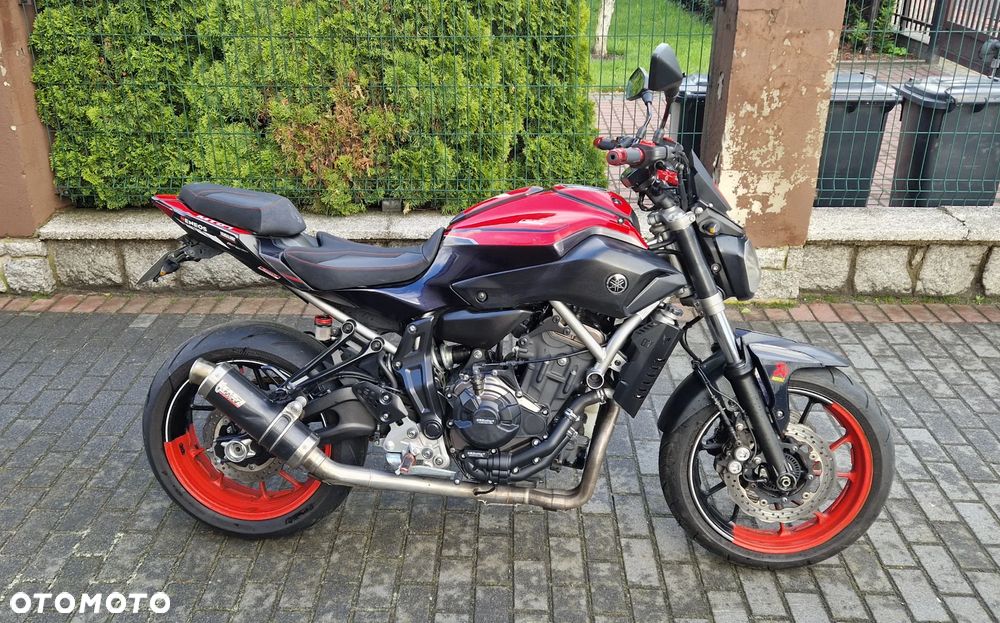 Yamaha MT - 2