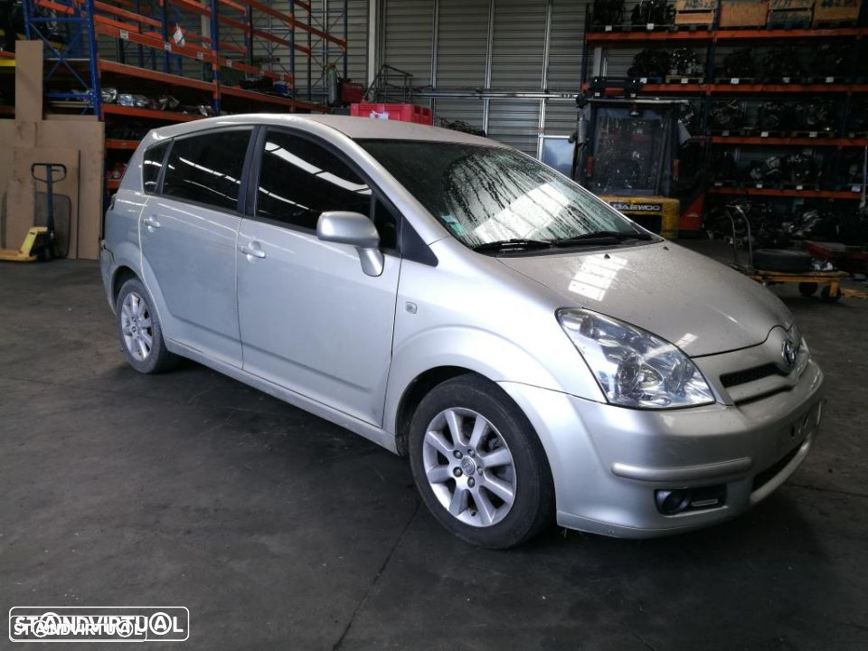 Toyota corolla verso 2.0 d4d de 2006 para peças - 2