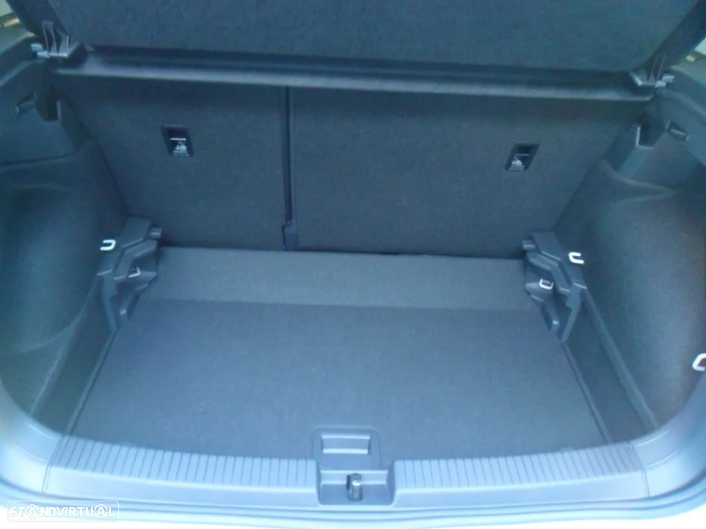 VW T-Cross 1.0 TSI Urban - 19