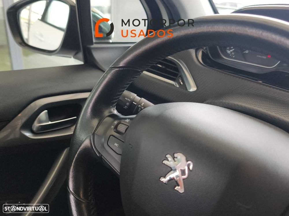 Peugeot 2008 1.6 BlueHDi Style - 15