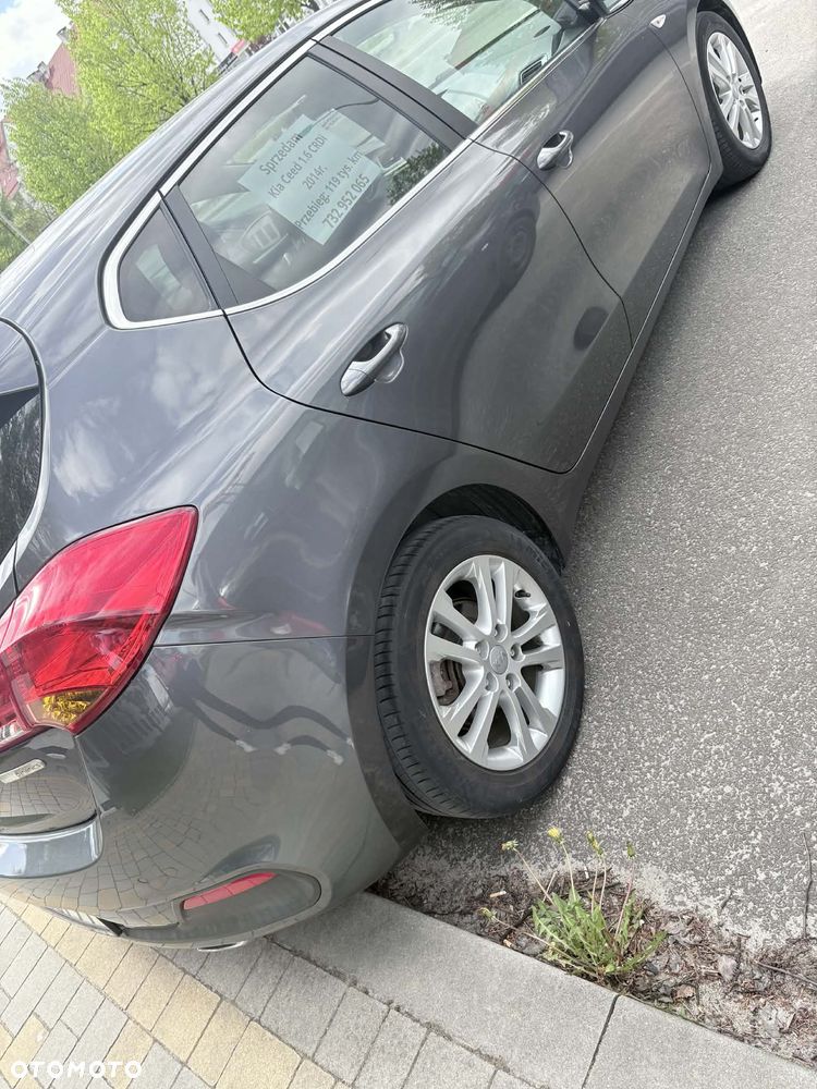Kia Ceed - 4