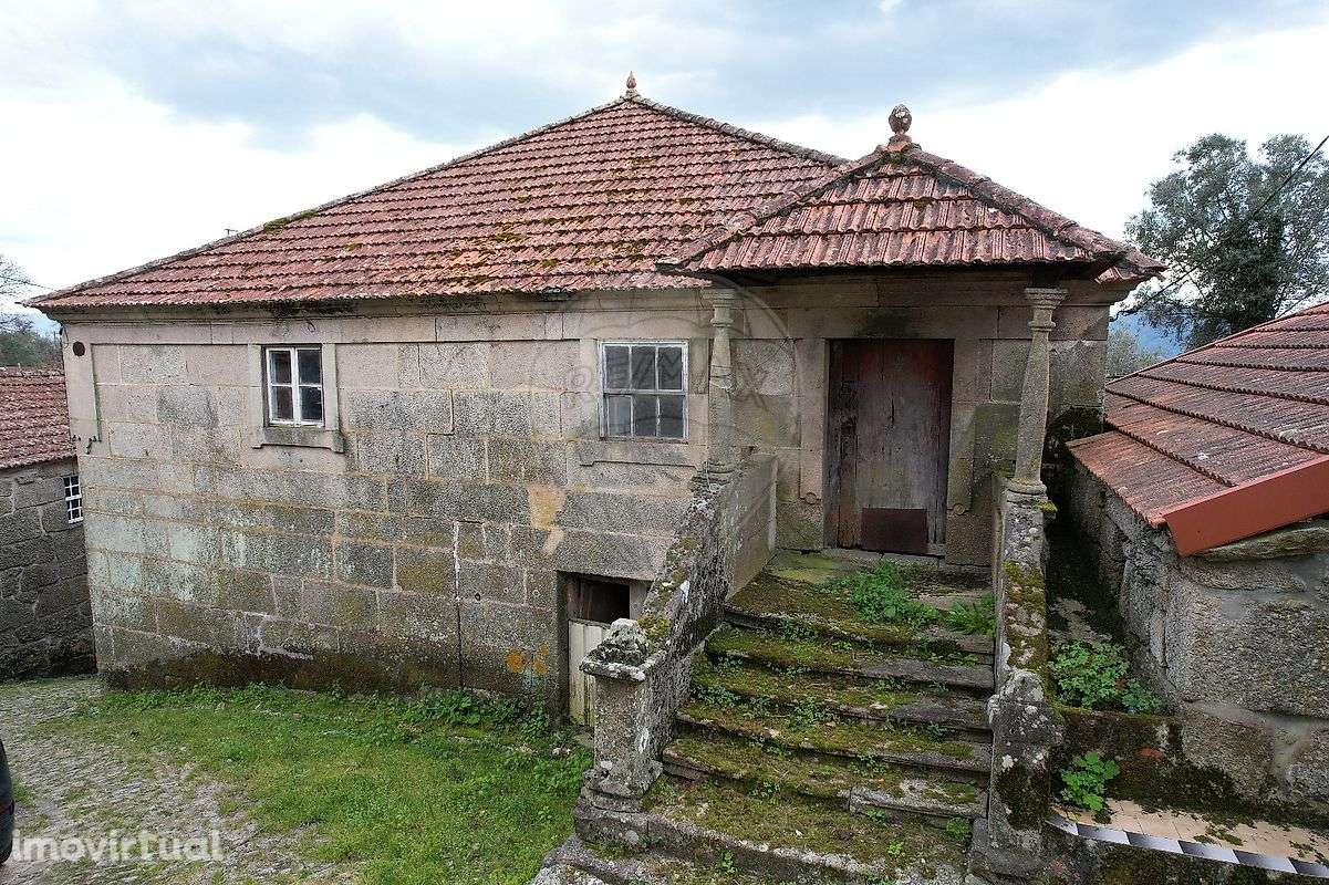 Moradia T4 para venda - Grande imagem: 2/15