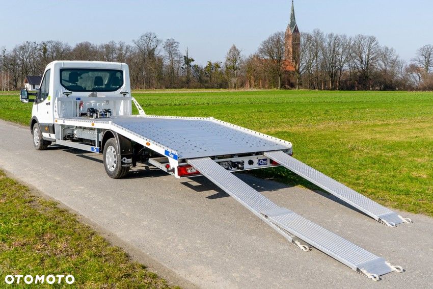 Ford Transit - 19