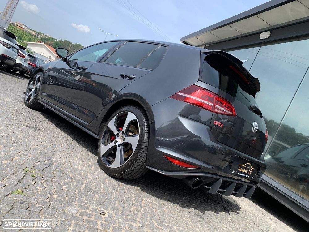 VW Golf 2.0 TSi GTi DSG Performance - 8