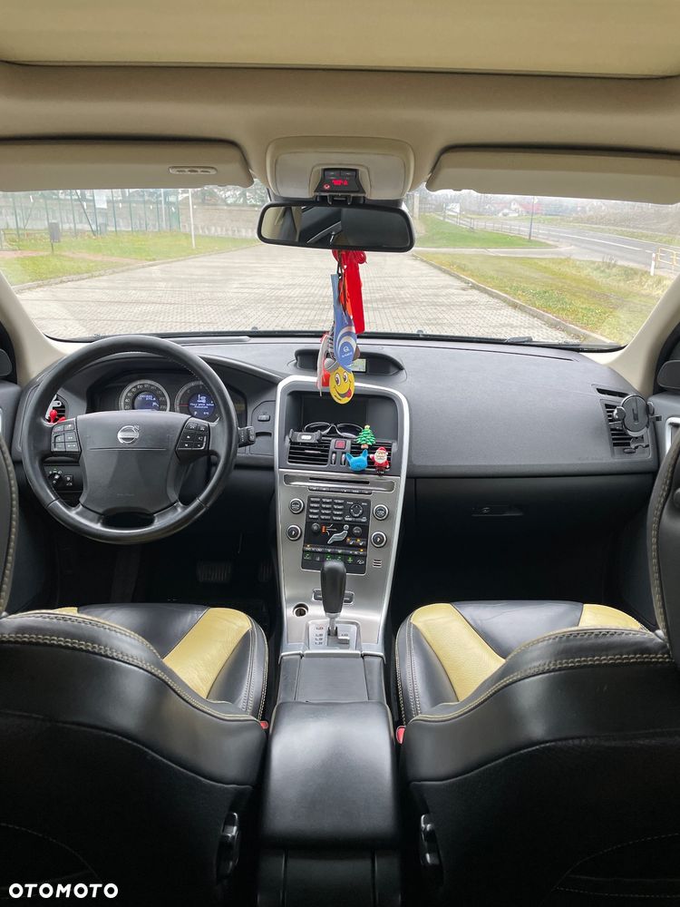 Volvo XC 60 - 10