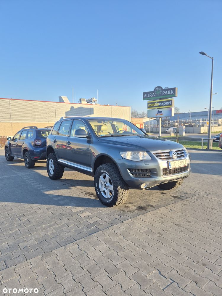 Volkswagen Touareg - 2