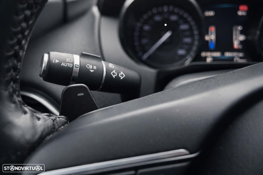 Jaguar XE 20d Aut. Prestige - 51