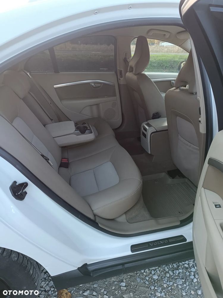 Volvo S80 2.5T Momentum - 22