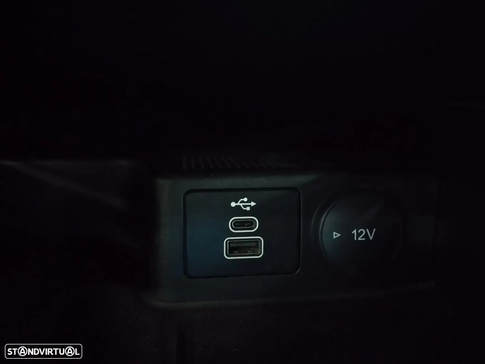Ford Kuga 1.5 TDCi EcoBlue ST-Line Aut. - 35
