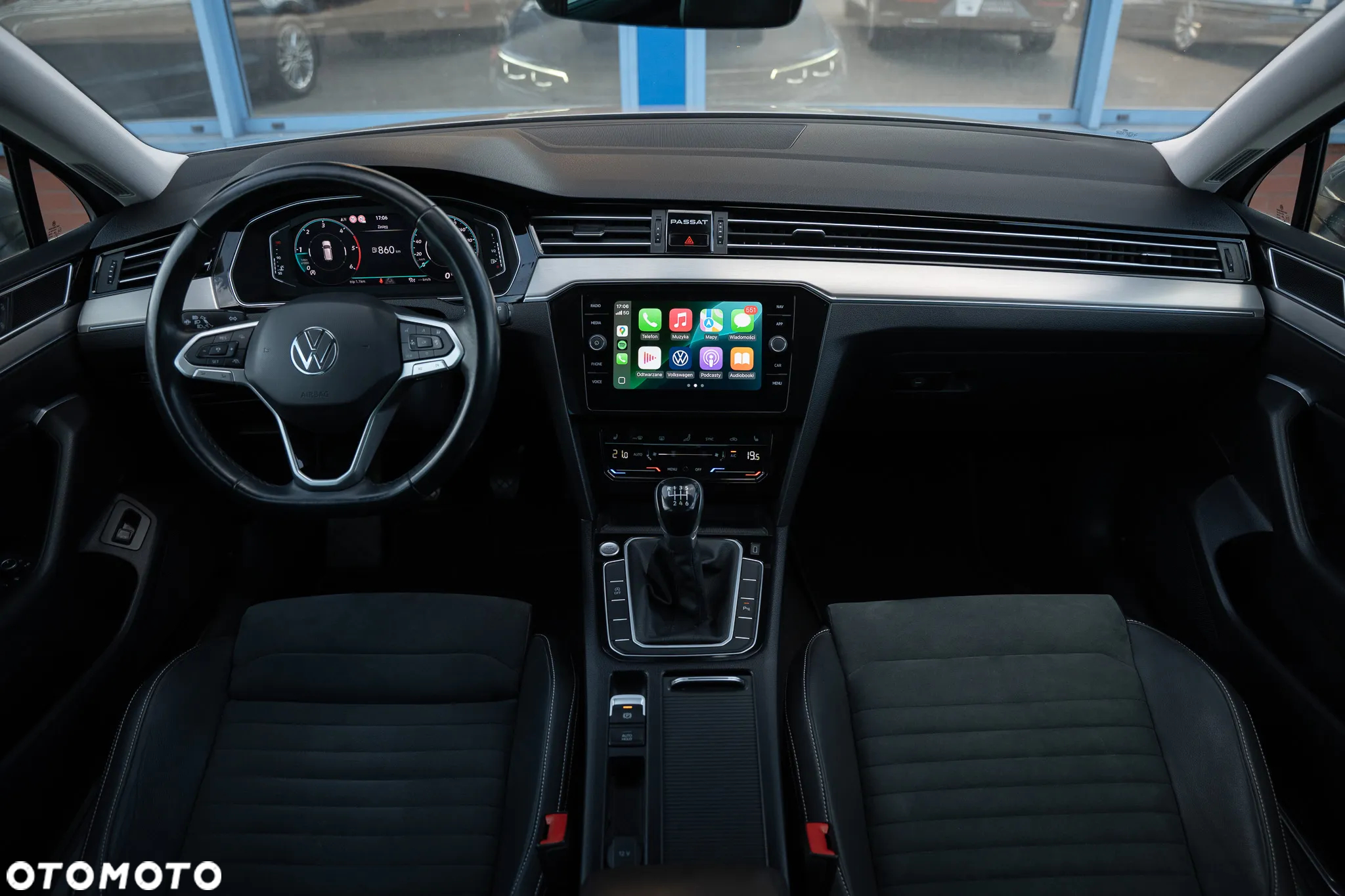 Volkswagen Passat Variant 2.0 TDI (BlueMotion Technology) Highline - 4