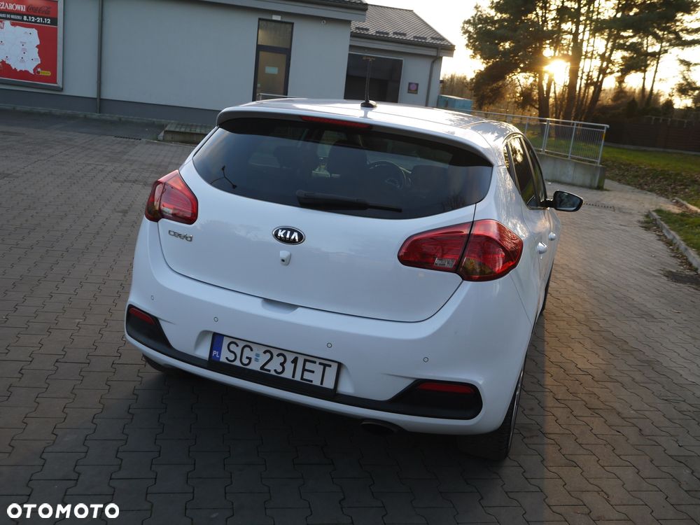 Kia Ceed 1.6 GDI Spirit - 6