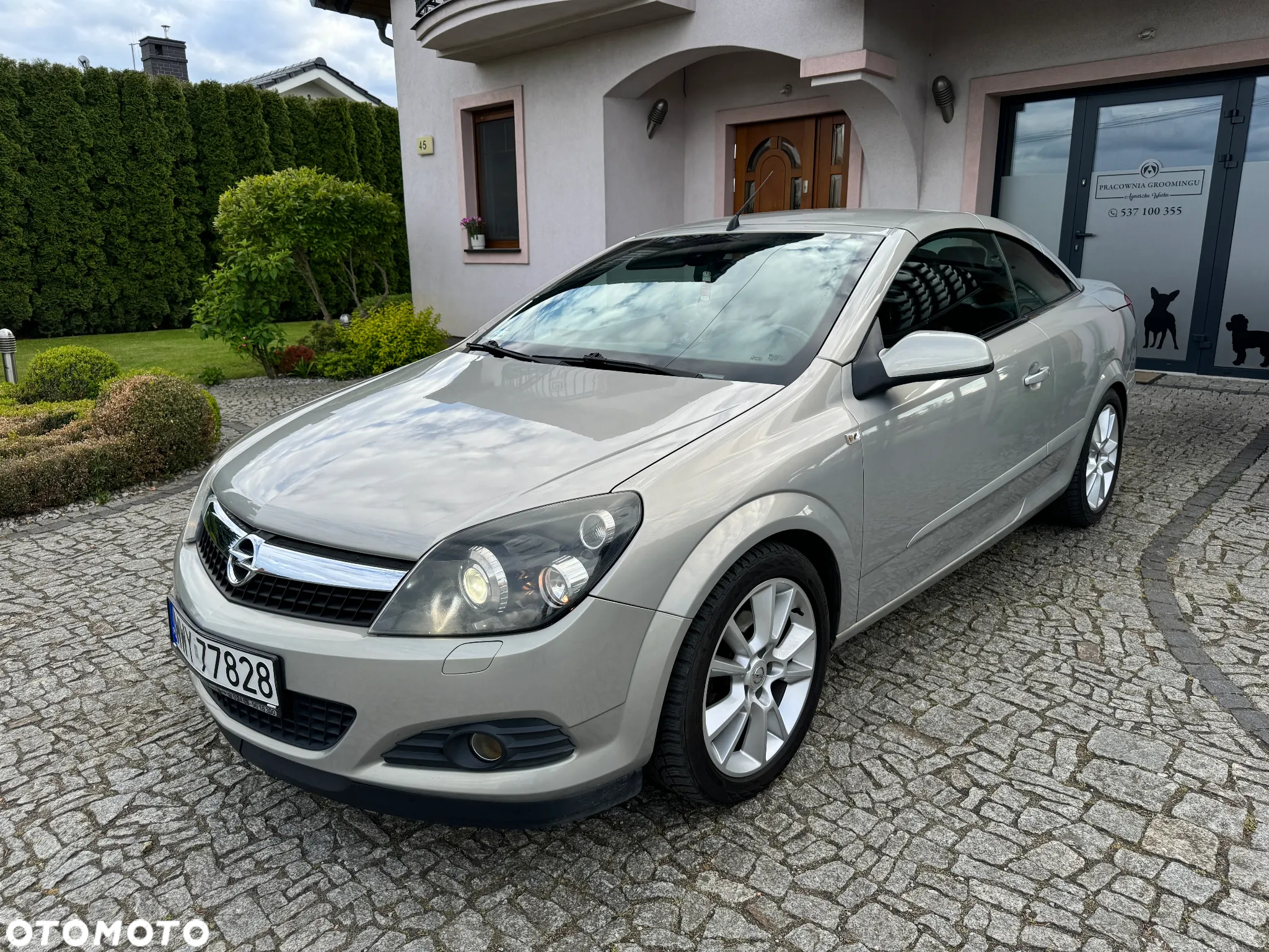 Opel Astra Twin Top 1.8 Automatik Cosmo - 8