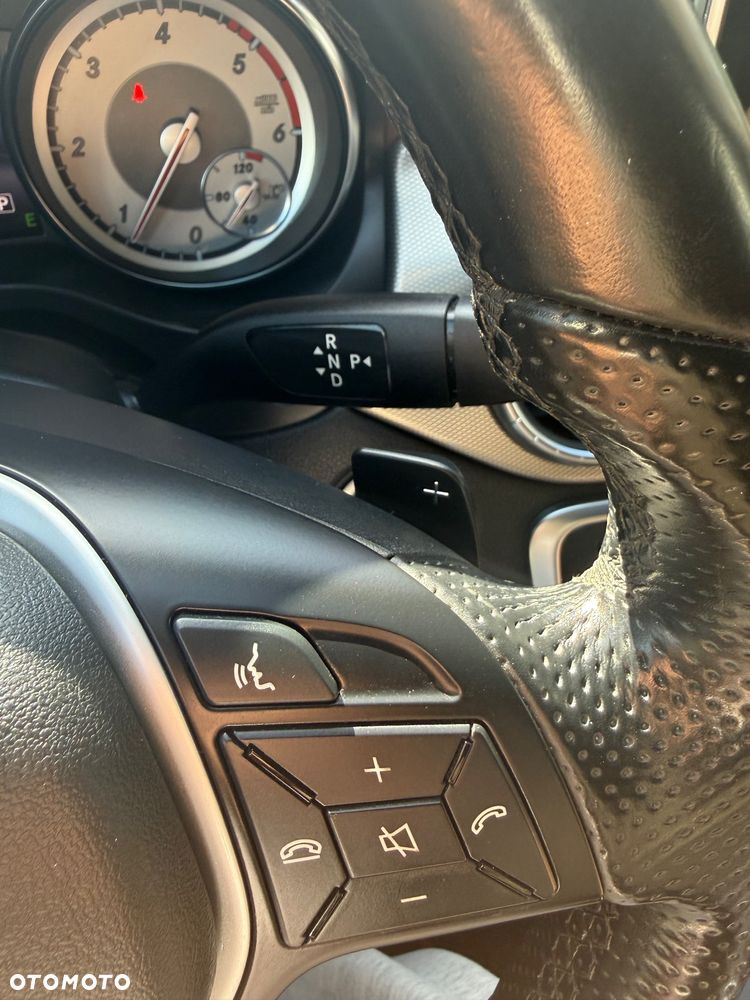 Mercedes-Benz CLA 200 (CDI) d 4Matic 7G-DCT - 38