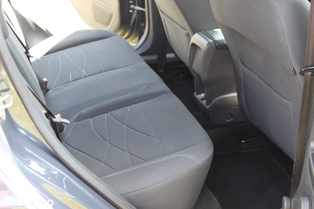 Ford Fiesta - 15