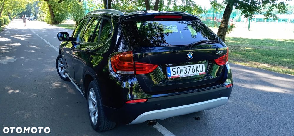 BMW X1 sDrive18i xLine - 11