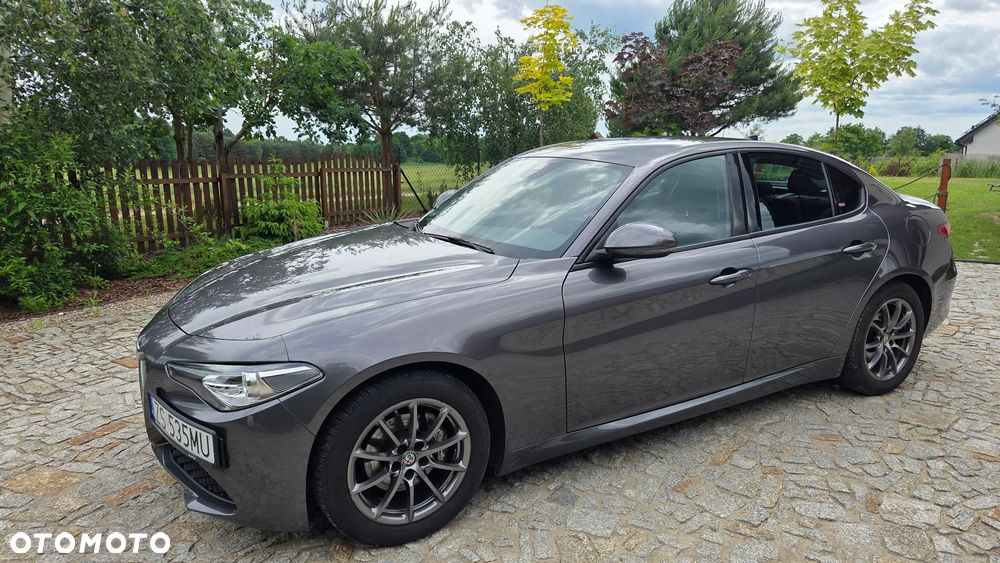 Alfa Romeo Giulia 2.0 Turbo Business - 3