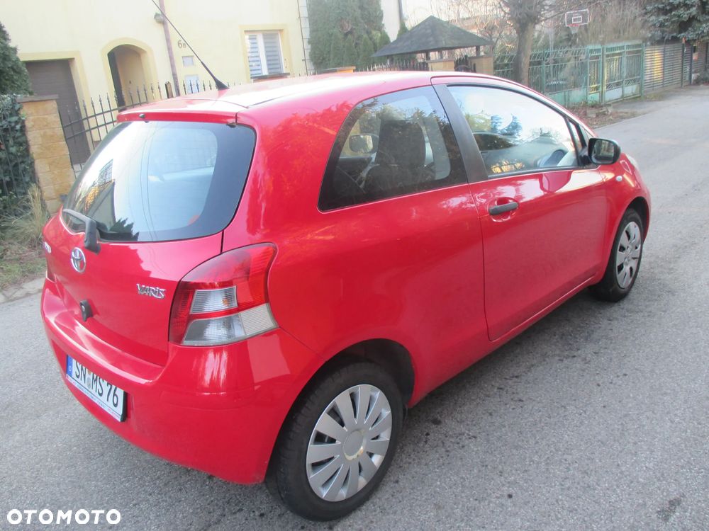 Toyota Yaris 1.0 Active - 5