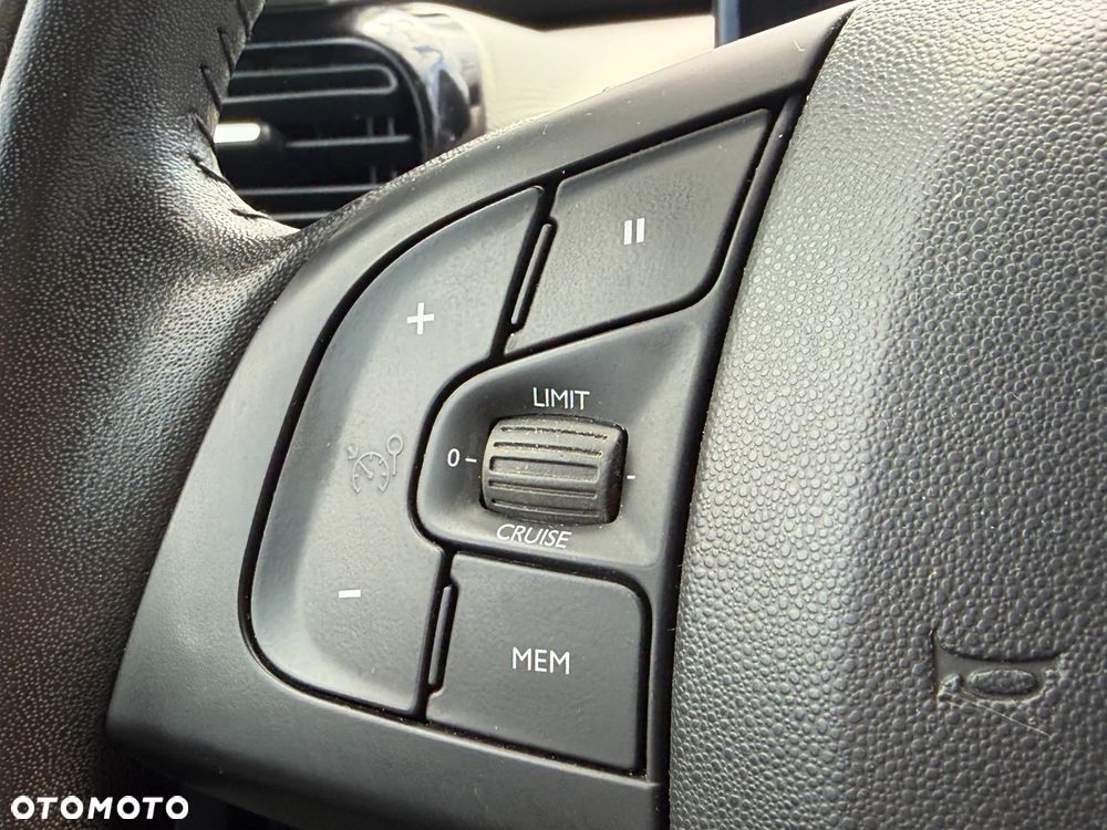 Citroën C4 Cactus 1.2 PureTech Feel S&S - 9