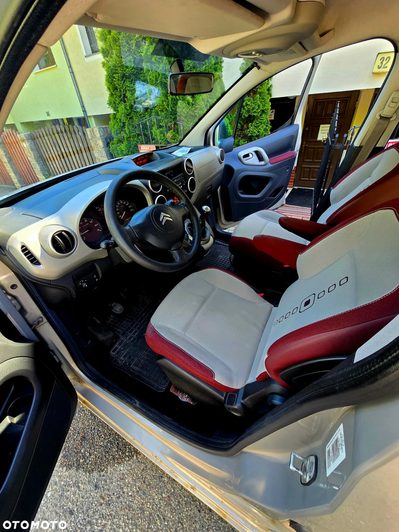 Citroën Berlingo II 1.6 HDi Multispace - 9