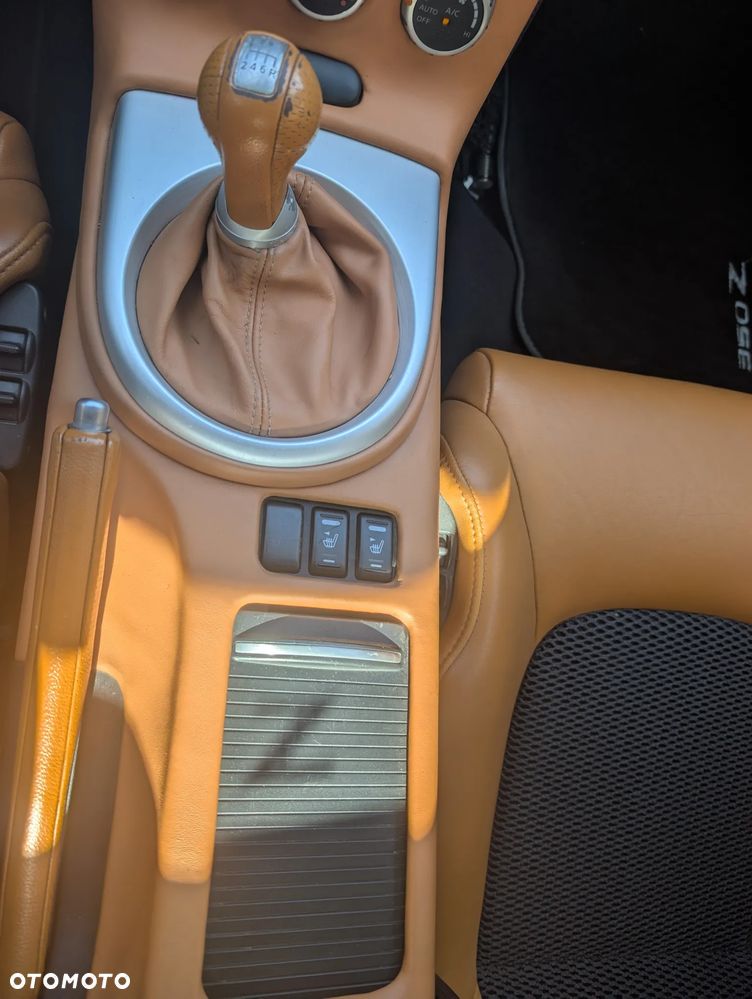 Nissan 350 Z 3.5 V6 - 13