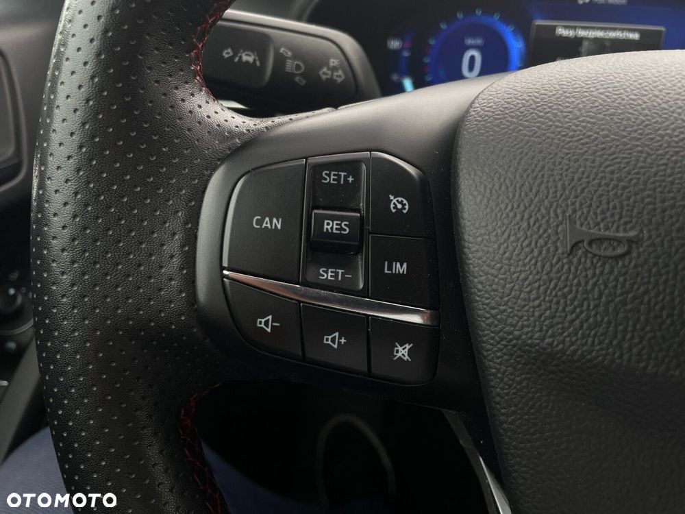 Ford Focus 1.0 EcoBoost mHEV ST-Line X - 20